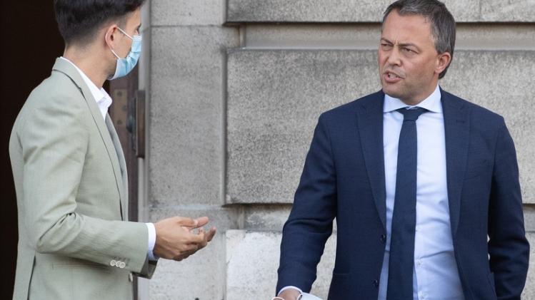 POLITICS ELECTIONS AFTERMATH KING INFORMATOR